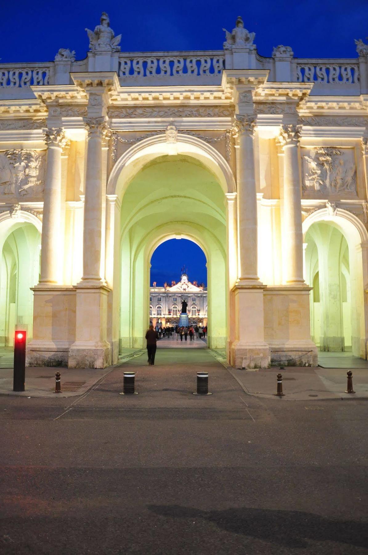 Hotel Foch Nancy Gare Exterior photo